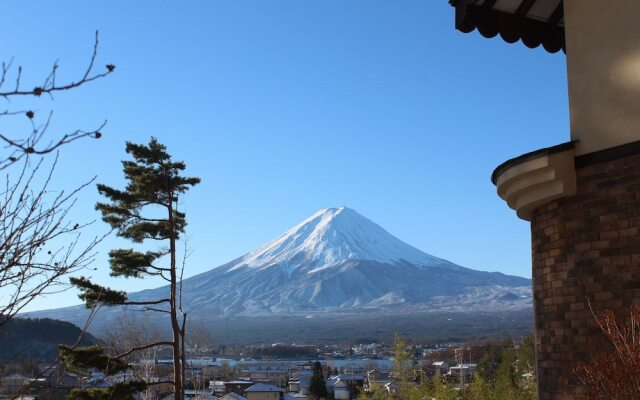 Fujikawaguchiko Crescendo