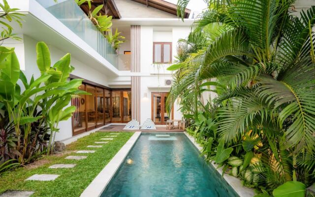 Moonlight Villa 3 by Betterplace