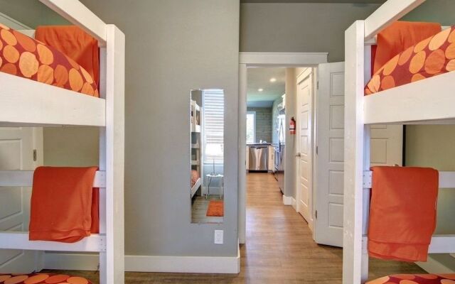 Next Chapter 3Br Condo