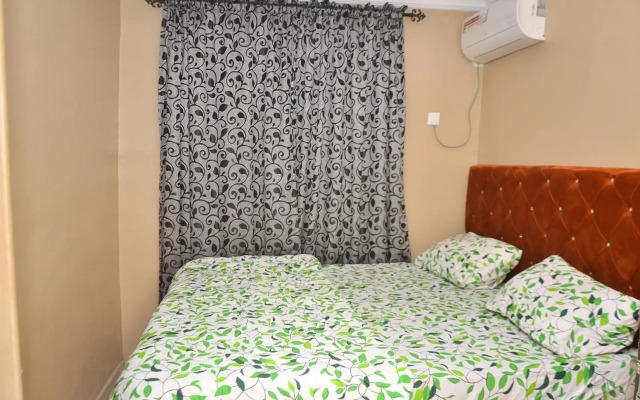 Well furnished 3 bed apartment