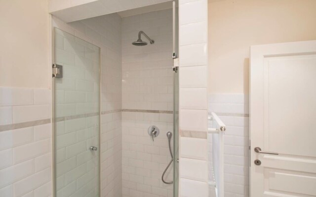 Saint Pauls Suite 2