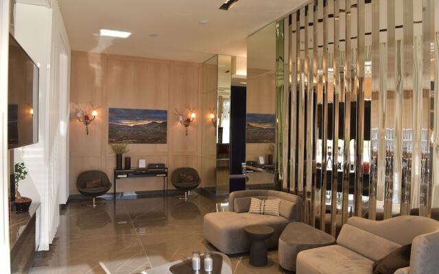 Twinz Hotel