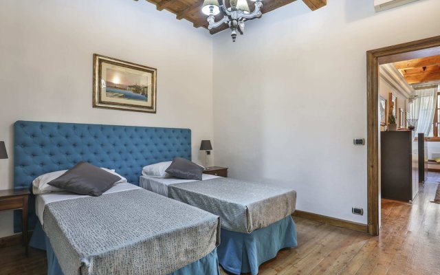 Pontevecchio Stylish Apartment in Florence - Hosted by Sweetstay