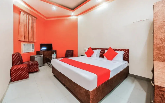 OYO 45229 Rajdhani Tourist Motel