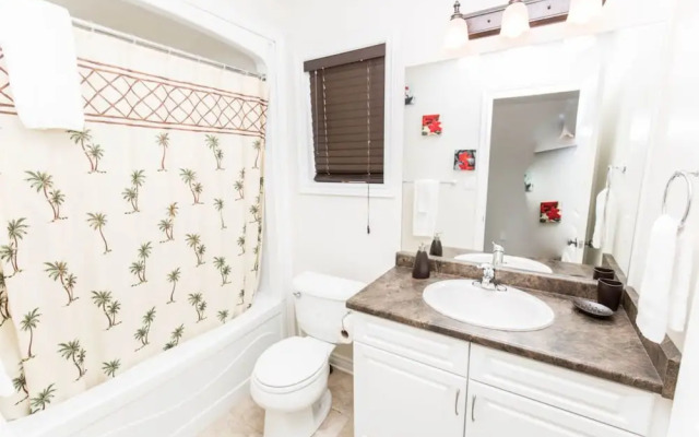 Fallsview Family Home
