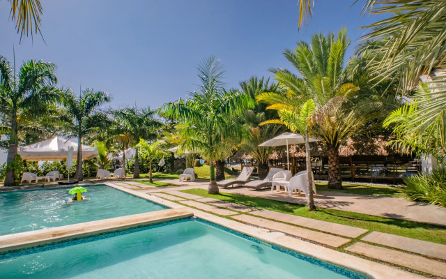 Coconut Paradise Beach Hotel