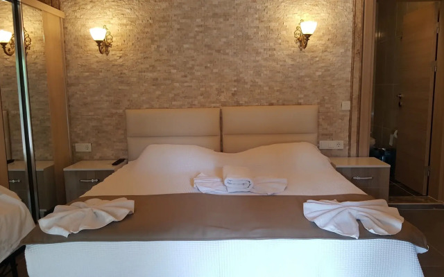 Mavi Yengec Bungalows and Hotel