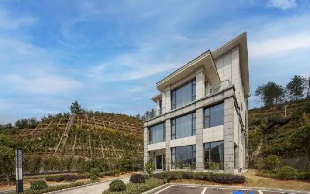 Yinquanju Hotel (Qianguqing) – Outside – Yichun