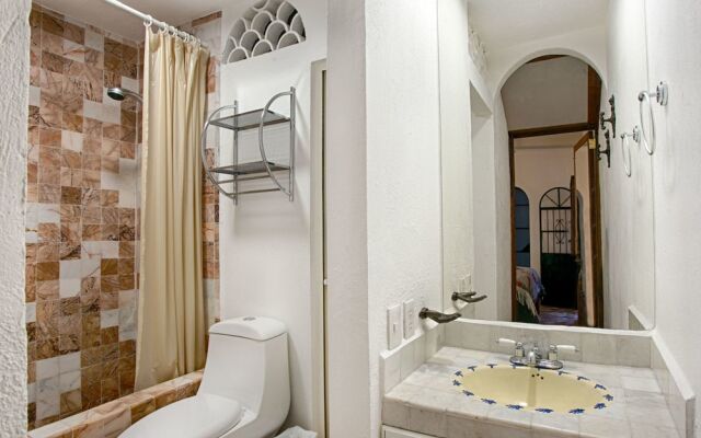 Casa Cielo 3 BR by Casago