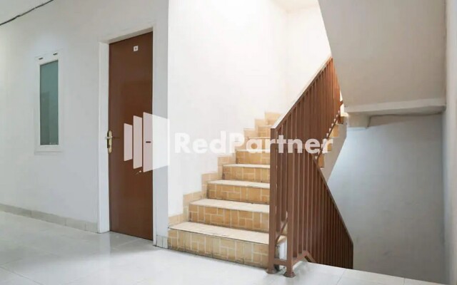 RedDoorz @ Victory Homestay Karawaci