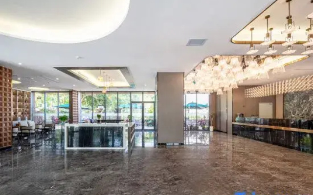 Runxi Rezen Hotel Xishuangbanna Jinghong