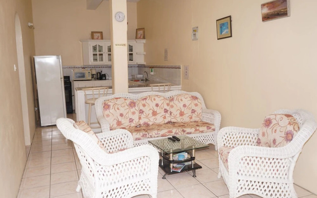 Alfred's Diamond Villa