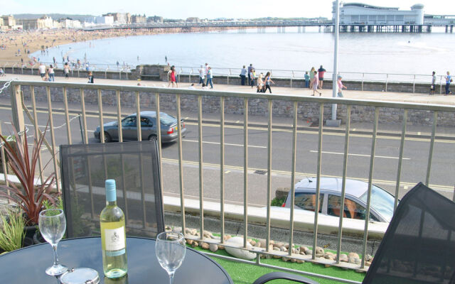 Kensington Court Holiday Apartments