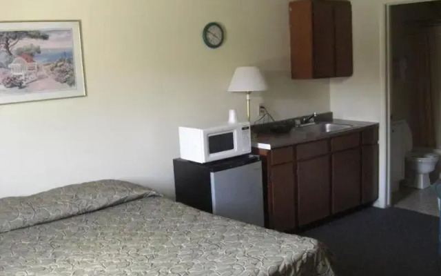 Country Inn Motel