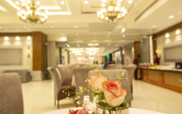 Hotel Sakura by Maps, GURGAON