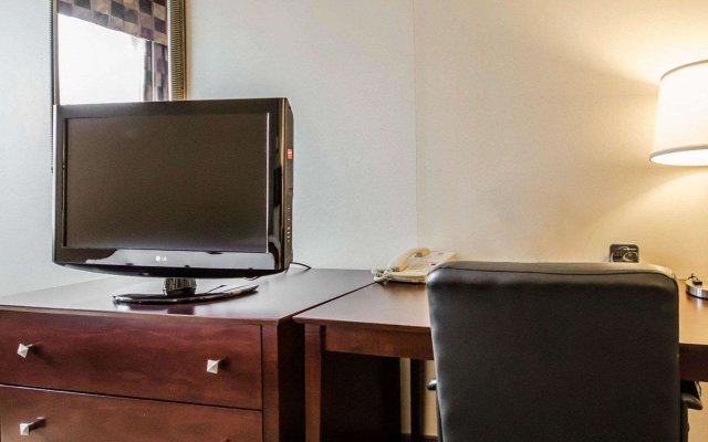 Quality Suites Jeffersonville - Louisville North