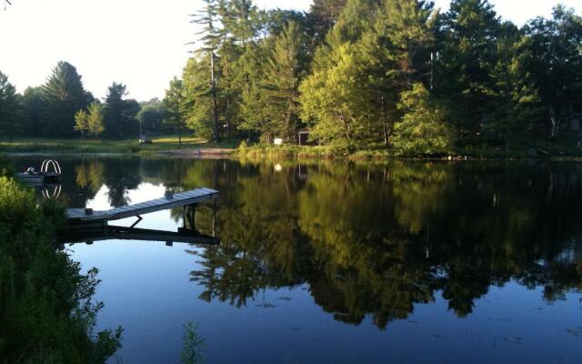 Pine Grove Cottages
