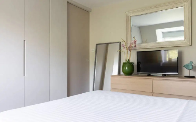 Elm Park Gardens XVI by Onefinestay