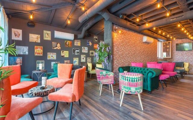 Green Magic Apartments