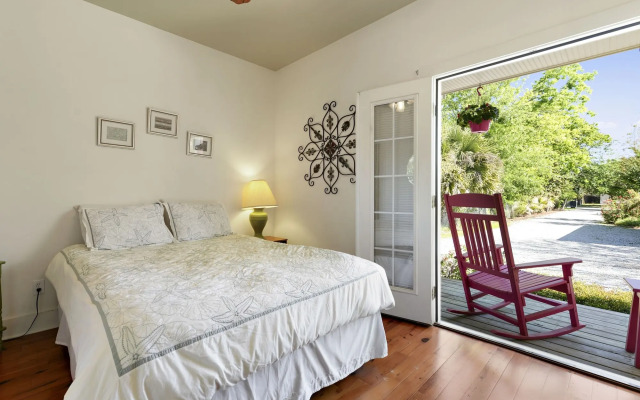 Carroll House Cottages