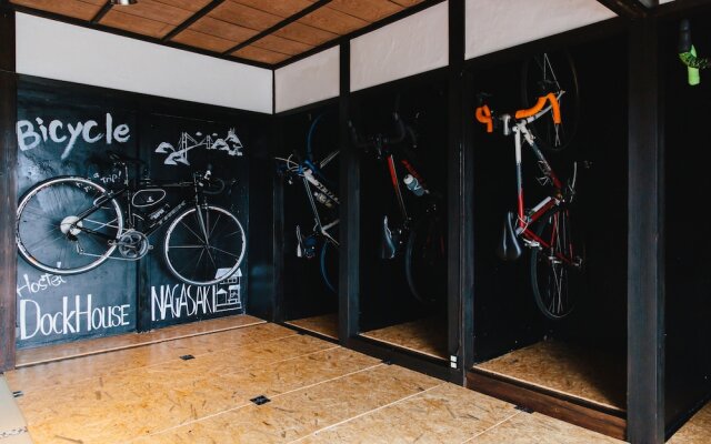 Hostel Dockhouse