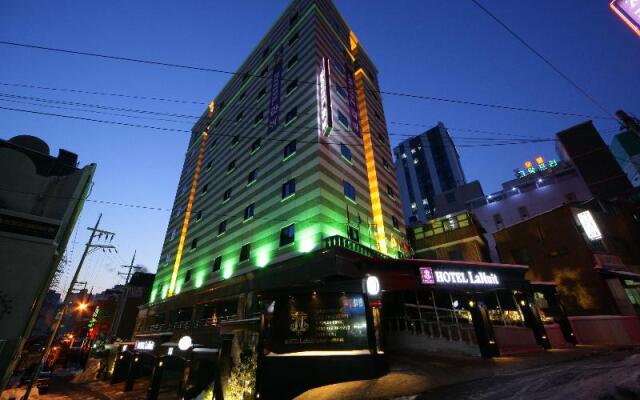 La Nuit Hotel Shinchon