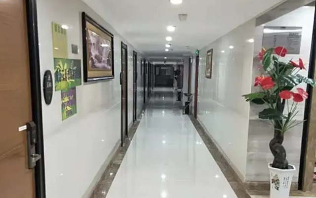 GreenTree Alliance Hotel Guiyang Huaguo Community Twin Towers Hotel