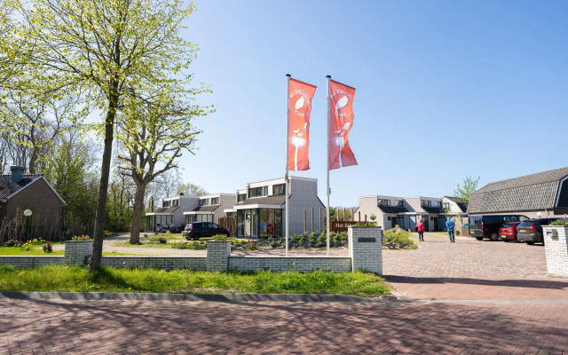 Cozy house with unobstructed view, located on Texel
