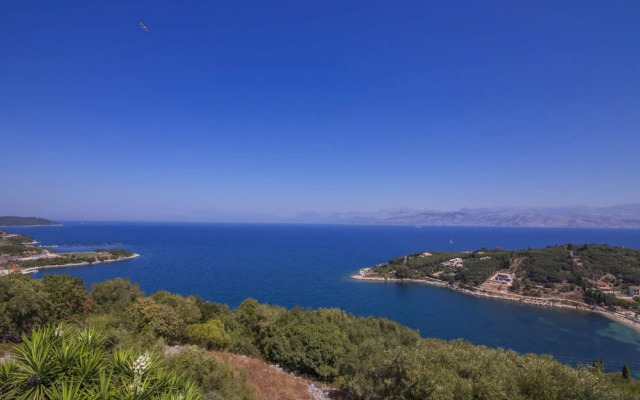 Villa Agathi with amazing view and pool