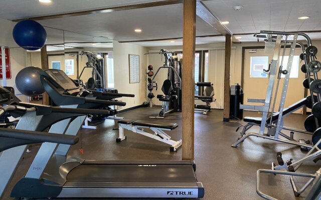 51 Snowflower 2 Bedroom Condo by RedAwning