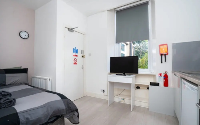Cosy Fully Equipped Studio 4 Close to University