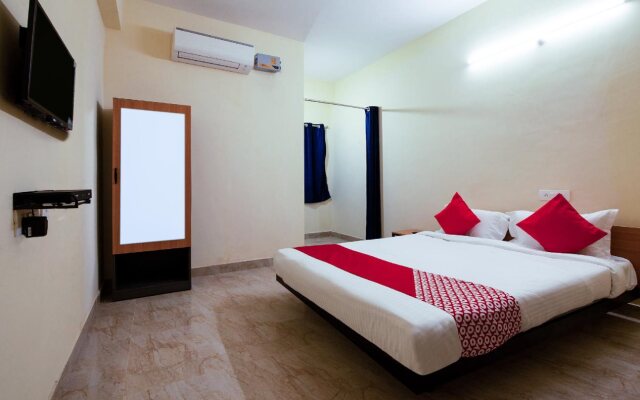 Deepansh Plaza By OYO Rooms