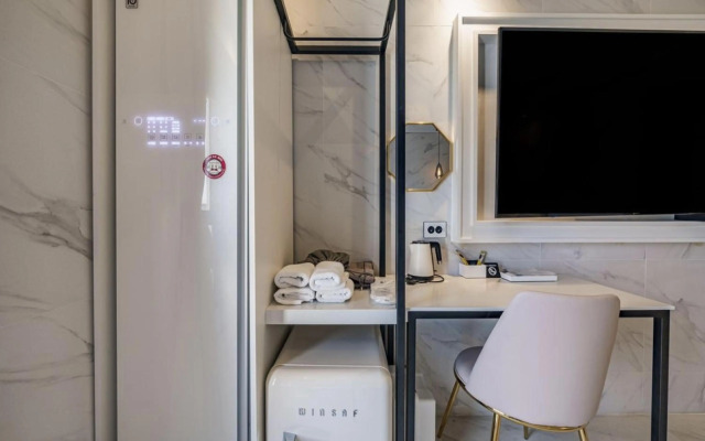 Ava Hotel Songjeong