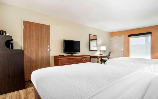 Econo Lodge Moss Point - Pascagoula