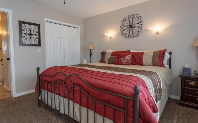 Sweet Spot 2 Bedroom Condo