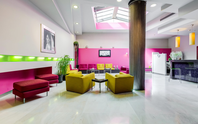 Best Western Cinemusic Hotel
