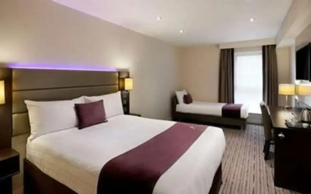 Premier Inn Weston-Super-Mare (Lympsham)