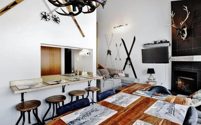 Condo 304 33 Chemin du Hameau by Les Chalets Alpins