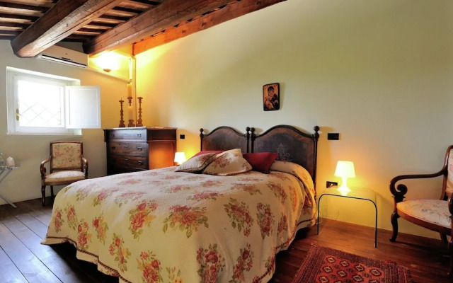 Villa in Montemaggiore With Private Pool