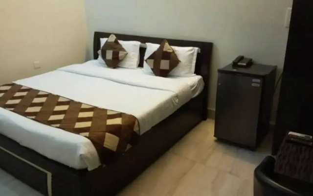 Red Sarai 001 By Jassritha