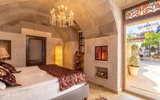 Cappadocia Fairy Chimneys Selfie Cave Hotels - Special Class