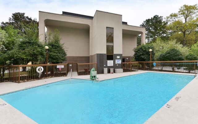 THE PARAGON of Golden Isles