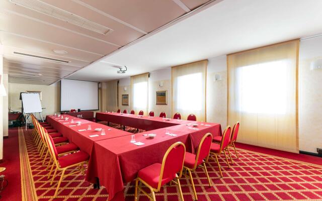 Hotel Mirage, Sure Hotel Collection by Best Western