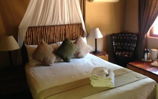 Phokoje Bush Lodge