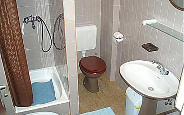 Mari - 40 m From sea - A1