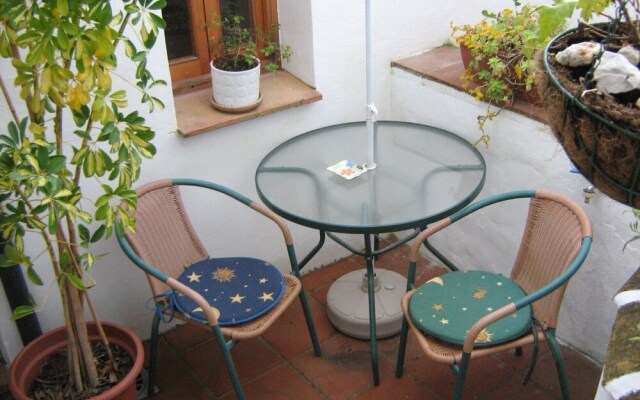 Enchanting 2-bed Village House in Montejaque. Wifi