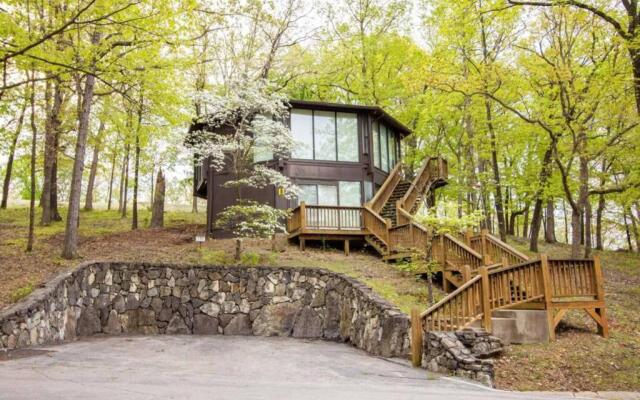 Unit 11-Treetop 2 Bedroom Villa