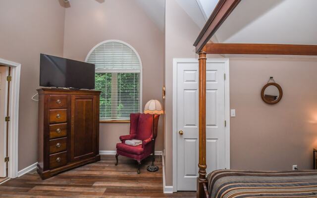 Scenic Overlook 6 Bedroom House