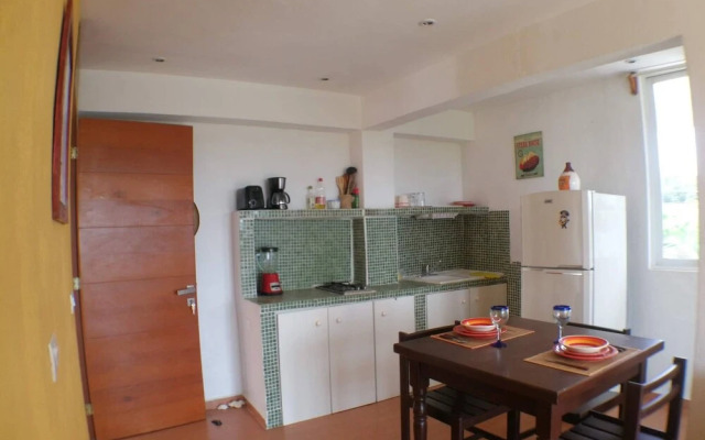 Yellow Submarine Sea View