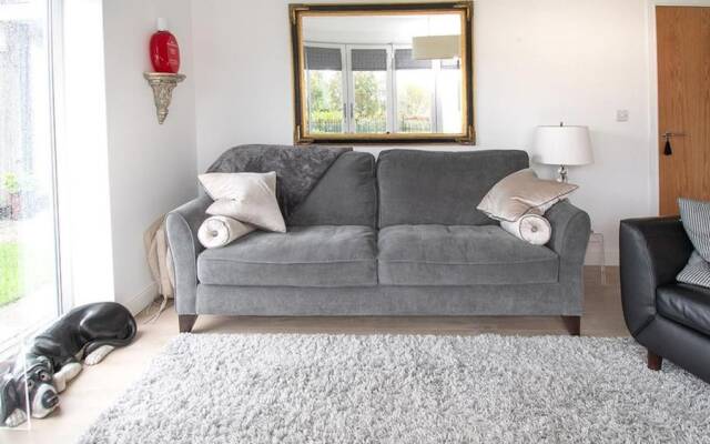 Number Eleven, beautiful 5 star apartment in Deganwy